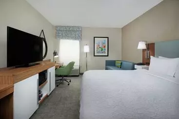 酒店 Hampton Inn Louisville I65 @ Brooks Rd