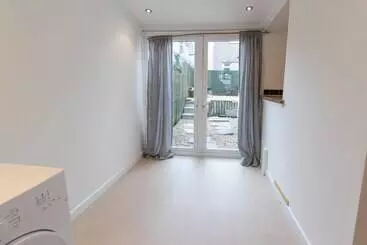 آپارتمان‌های توریست‌ها Thorne House