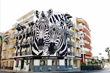 ペンション Las Cebras Hostel