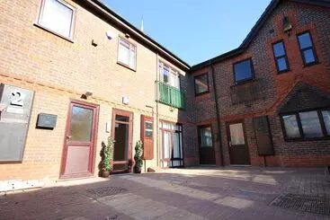 ツーリストアパートメント St Giles Court