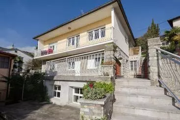 ツーリストアパートメント Apartment Božić