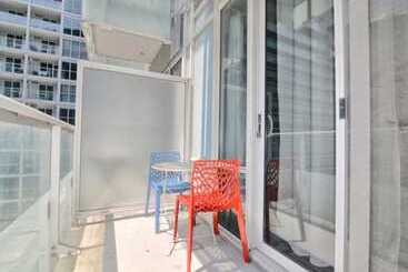 Turist apartmanları Applewood Suites   Cn Tower & Convention