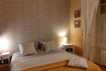 צימר Manoir Tregont Mab