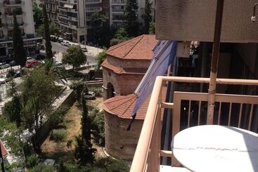 شقق خاصة سياحية Apartment On Stefanou Tatti 1