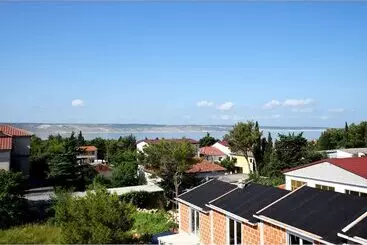 Turistihuoneistot Apartments Branka