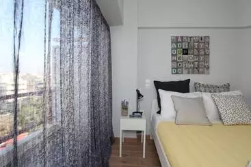 آپارتمان‌های توریست‌ها Edem Beach Apartment With Mountain View By Athenian Homes