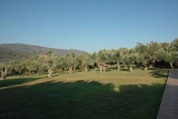 Pensionat Gera S Olive Grove