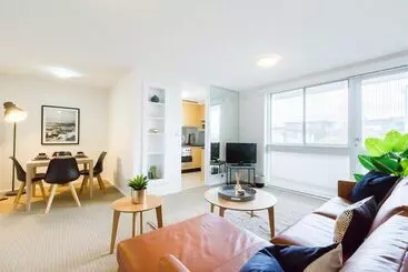 Brooke, 1bdr St.kilda Apartment