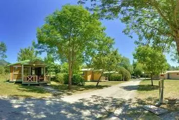 Hotelli Camping Des Rosieres