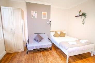 Daire City View Flat At Liverpool St Brick Ln