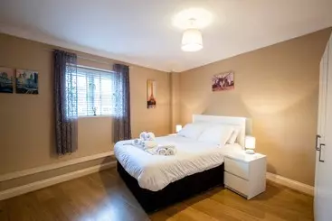 آپارتمان‌های توریست‌ها 2 Bedroom Apartment, Castle Walk