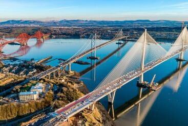 Hôtel No 10   By Staydunfermline