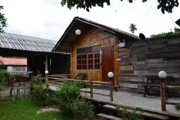 Hotelli Pai Cat Hut Guesthouse