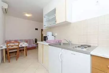 ツーリストアパートメント Apartments Anastazija