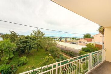 דירות לתיירים Apartments Augustin