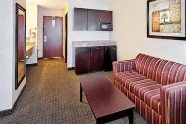 Holiday Inn Express Hotel & Suites Portland   Jantzen Beach, An Ihg