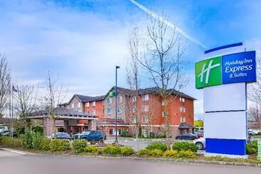 Holiday Inn Express Hotel & Suites Portland   Jantzen Beach, An Ihg