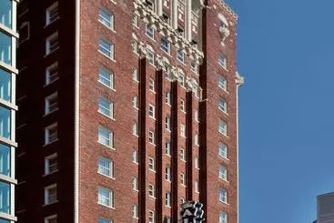 هتل Holiday Inn Kansas City Downtown-Aladdin