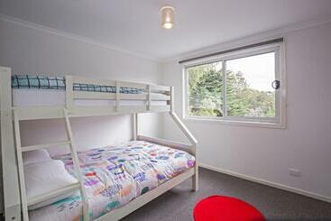 آپارتمانهای توریستها Bay Breeze Retreat