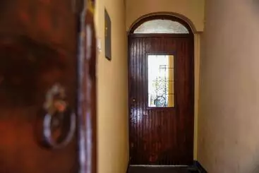 Apartament Caesar Suites   The House Of Travelers