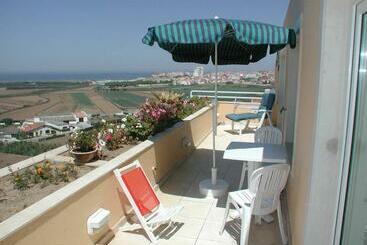 Жильё для туристов Penthouse Crisnel