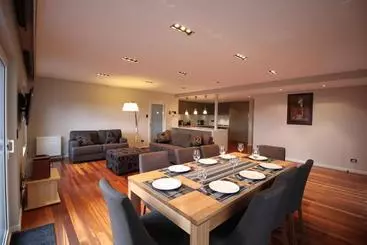 Ferienwohnungen Sunny 3 Bedroom Apartment In Sandy Bay