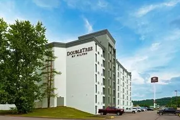 Hotel Doubletree By Hilton Washington Meadow Lands Casino Area
