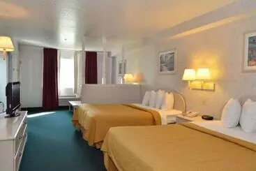 בית מלון כפרי Econo Lodge Downtown South