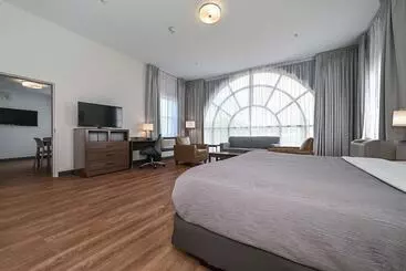 호텔 Quality Inn & Suites Matthews   Charlotte