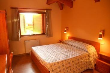 膳宿费 La Locanda Del Lago Lucciola