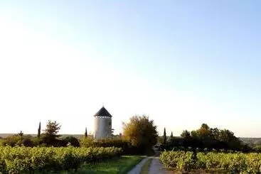 Aamiaismajoitus (B&B) Au Moulin Géant