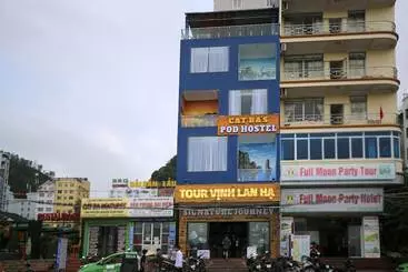 Catba Pod Hostel