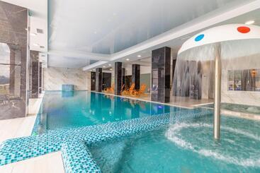 Hotell Elena Spa Resort