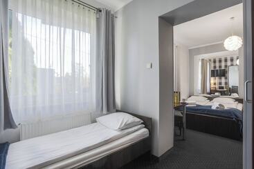 تختخواب و صبحانه Willa Bryza