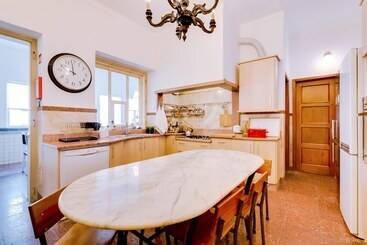 پانسیون à Da Avó  The Guesthouse