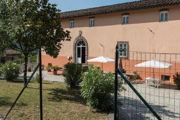 Bed And Breakfast Villa Torre Degli Onesti Apartments