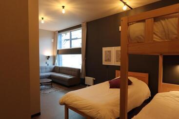 Hotell Uchi Living Stay Ekolu