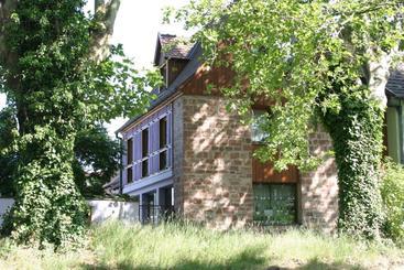 مبيت وإفطار Les Chambres Du Domaine