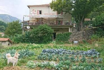 Hotell Chez Baratier