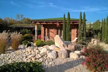 Hotelli Les Chalets De Maramour