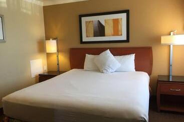 בית מלון כפרי Aspen Flagstaff/ Grand Canyon Innsuites