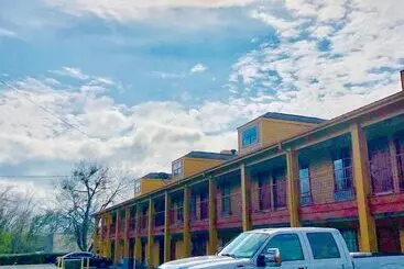 Hotel Baymont By Wyndham Selma