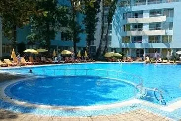 هتل آپارتمان Yassen Holiday Village