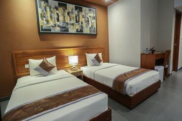 هتل Curve House Umalas