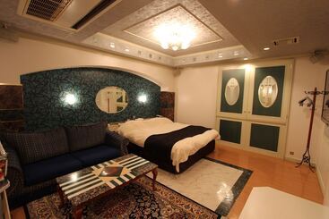 هتل Lala Pat1   Adults Only