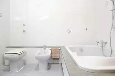 پانسیون Flatmilan