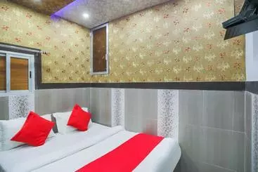 Hôtel Oyo 63103  Z Inn
