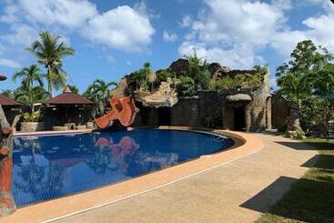 Camotes Ocean Heaven Resort