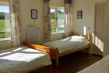 Ash House Bed And Breakfast