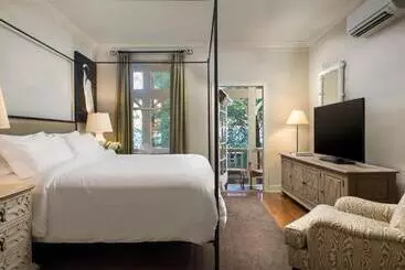 בית מלון כפרי Mill Valley Inn